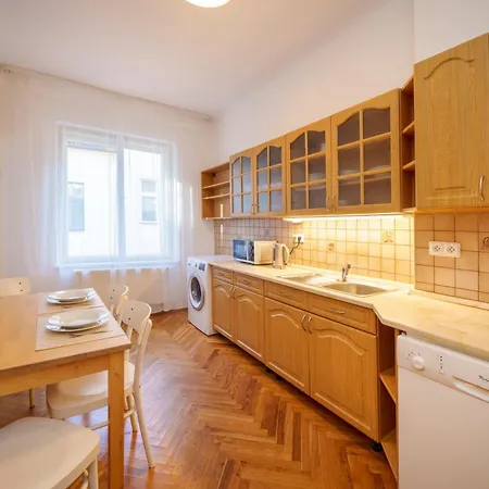 Apartmán Old Town - 3 Bedroom 3 Bathroom Kitchen